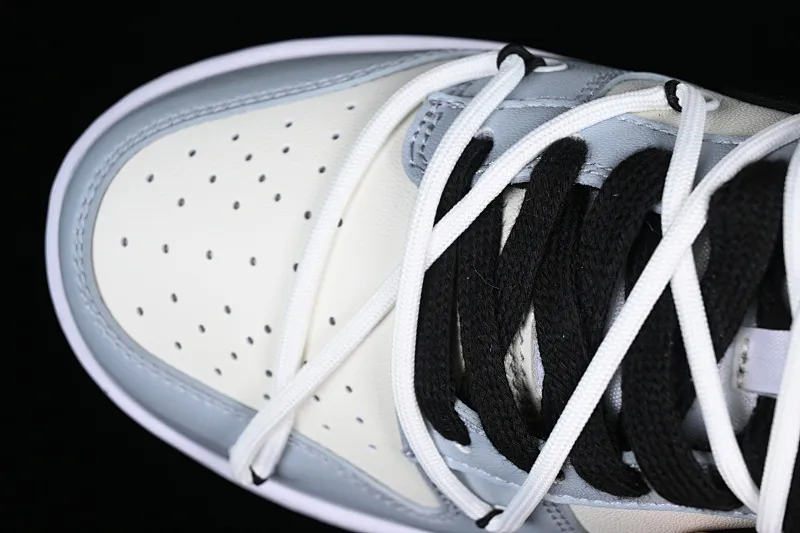 All Categories Nk SB Dunk Series Nk SB Dunk Low Low-top sneakers Customized large box Nk Dunk Low Panda Prank-The Art of Love SB strappy low-top casual sneakers DD1391-100
